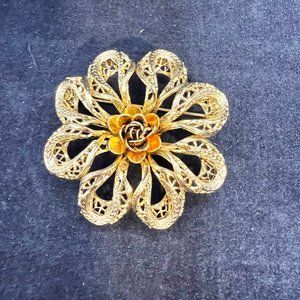 Vintage Coro Craft Gold Tone Flower Brooch (3231)